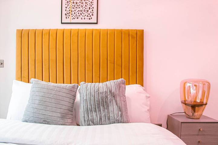 Apartment for 6 people in Huddersfield