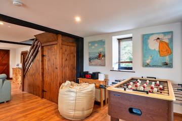 Villa for 7 People in Devon, South West England, Photo 2