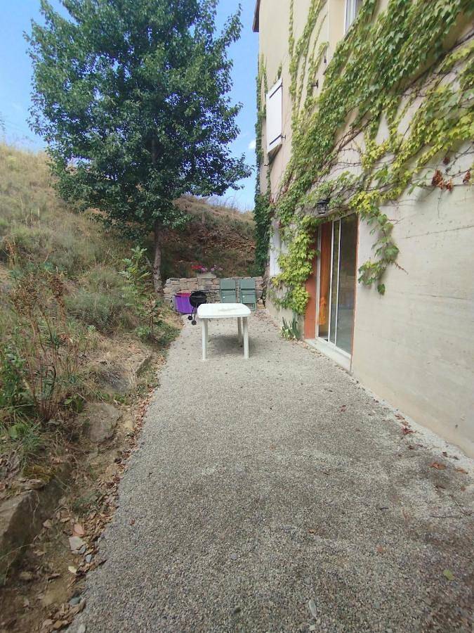 Appartement entier, One-Bedroom Apartment in Compeyre, Parc naturel régional des Grands Causses
