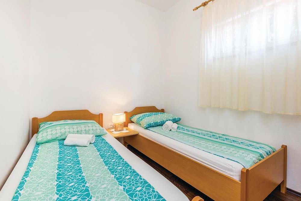 Cały apartament, Przepiękny apartament w Lukovo Sugarje in Lukovo Šugarje, Velebit Nature Park