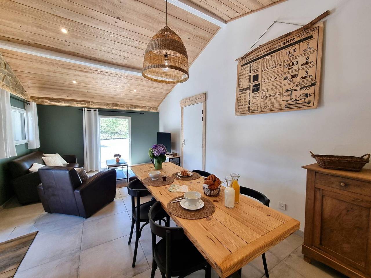 Gîte climatisé paisible - 3 pers. in Saint-Just-Saint-Rambert, Montbrison