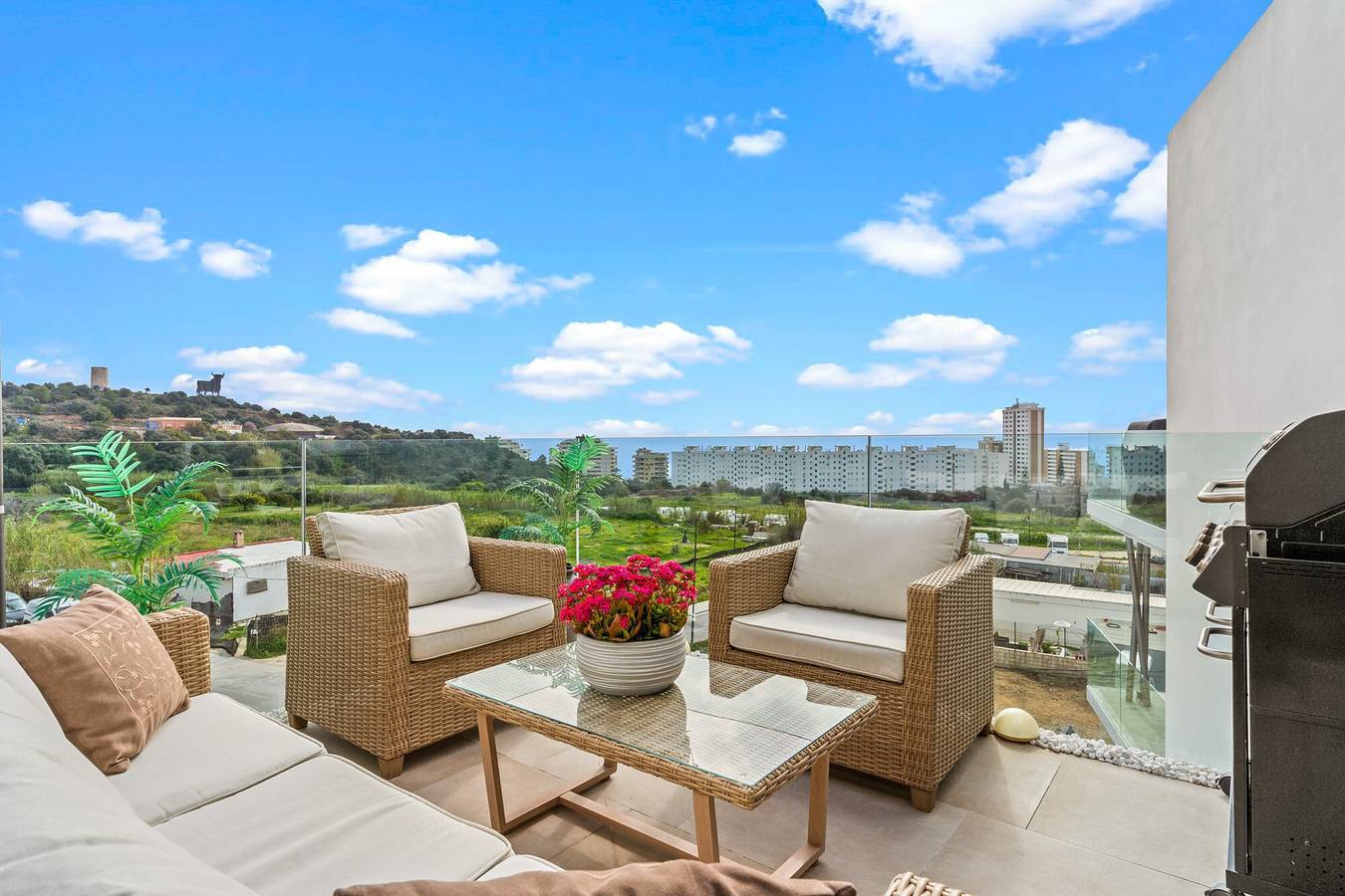 Appartement entier, Élégant penthouse en duplex proche de la plage a116 in Los Pacos, Fuengirola