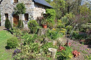 Gîte pour 4 personnes, avec jardin et terrasse, animaux acceptés à Mauron