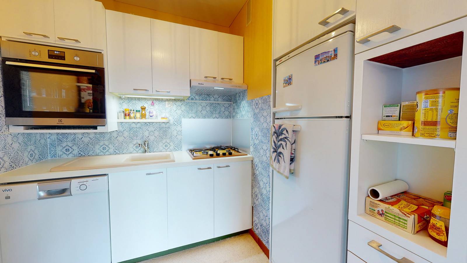 Entire apartment, Cabine du Capitaine - Appart Face Port + Ascenseur in Saint-Gilles-Croix-de-Vie, Loire Valley