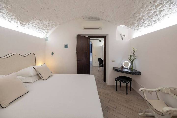 La Casa del 600 Sea View on the Amalfi Coast, with patio and garden in Tovere, Amalfi