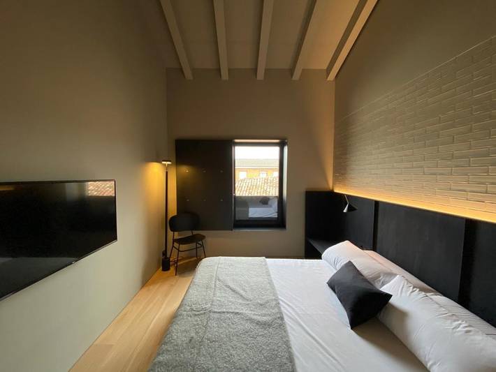 Hotel para 2 personas, con jardín en Rioja Alta - 2