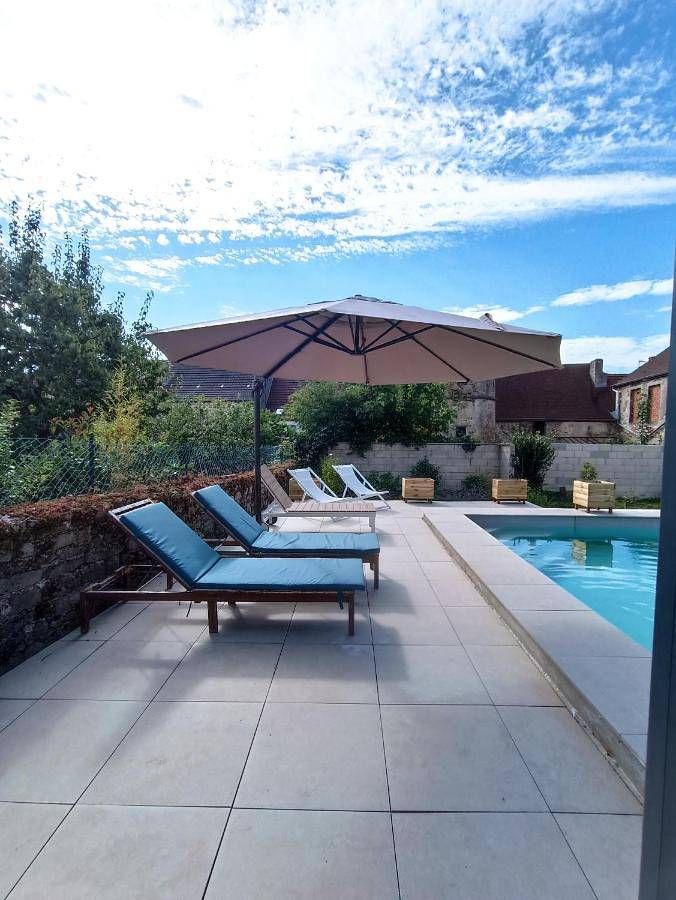 Gîte pour 8 personnes, avec jardin et sauna ainsi que jacuzzi et piscine à Nolay - 2