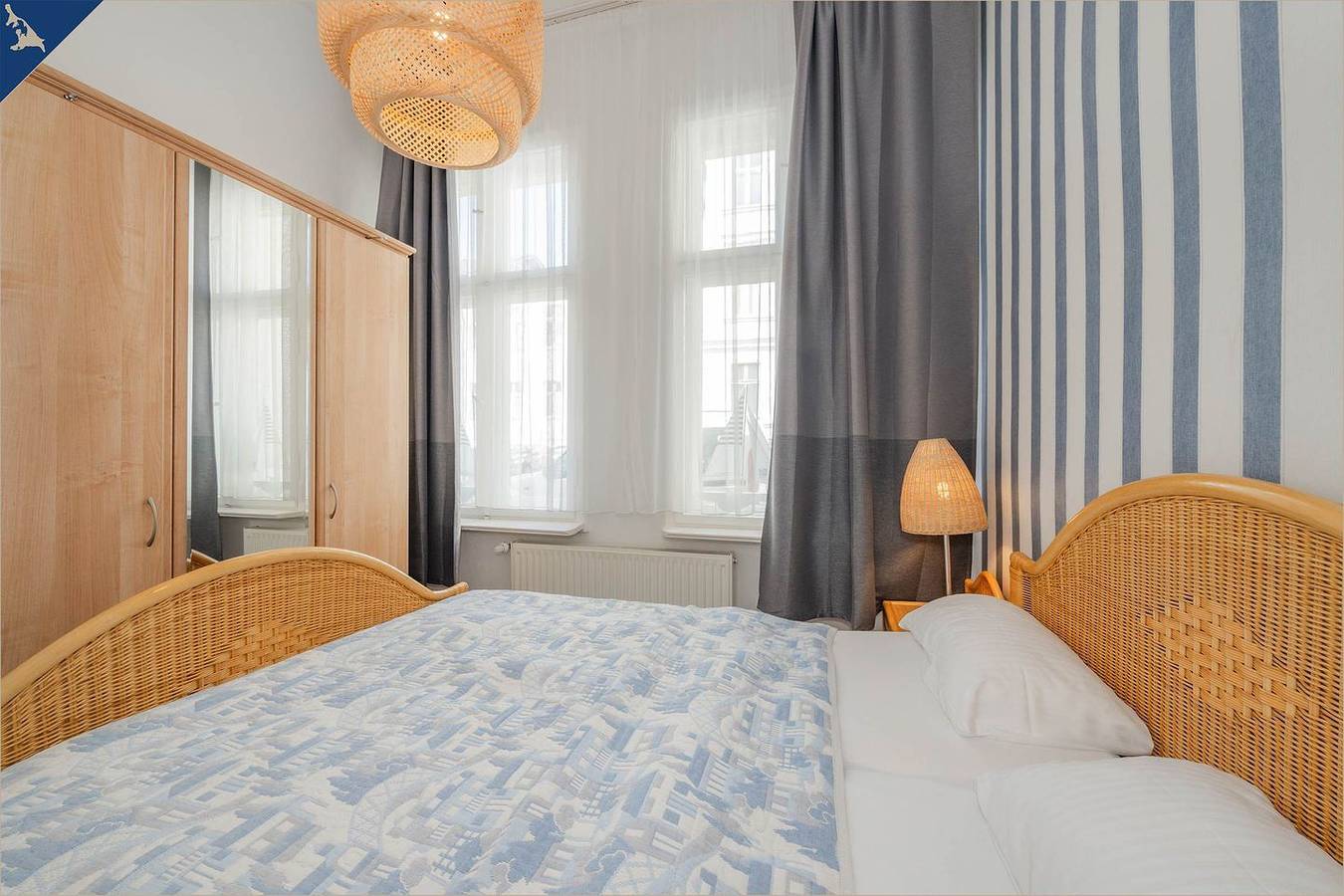Appartement entier, Gemütliche Ferienwohnung in Heringsdorf mit Wintergarten und Terrasse – 150 m bis zum Strand in Seebad Heringsdorf, Heringsdorf