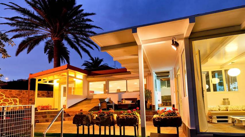 Chalet para 7 personas, con jardín además de terraza y piscina - 1