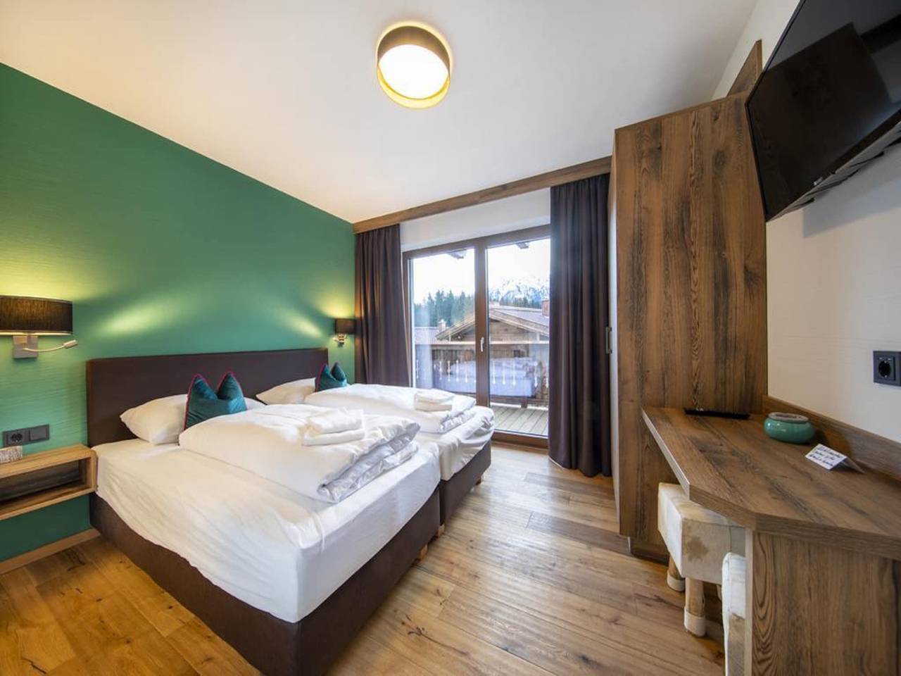 Alpenchalet mit Sauna und Balkon in Neukirchen am Großvenediger, Pinzgau