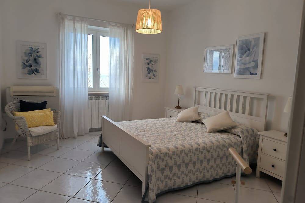 Entire apartment, Red Sunset in Piano di Sorrento, Sorrentine Peninsula