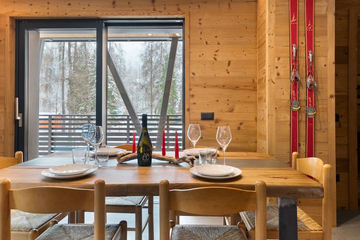 Apartamento inteiro, Apartamento 'Cercen' com grande terraço e Wi-Fi in Ossana, Ortler Alps