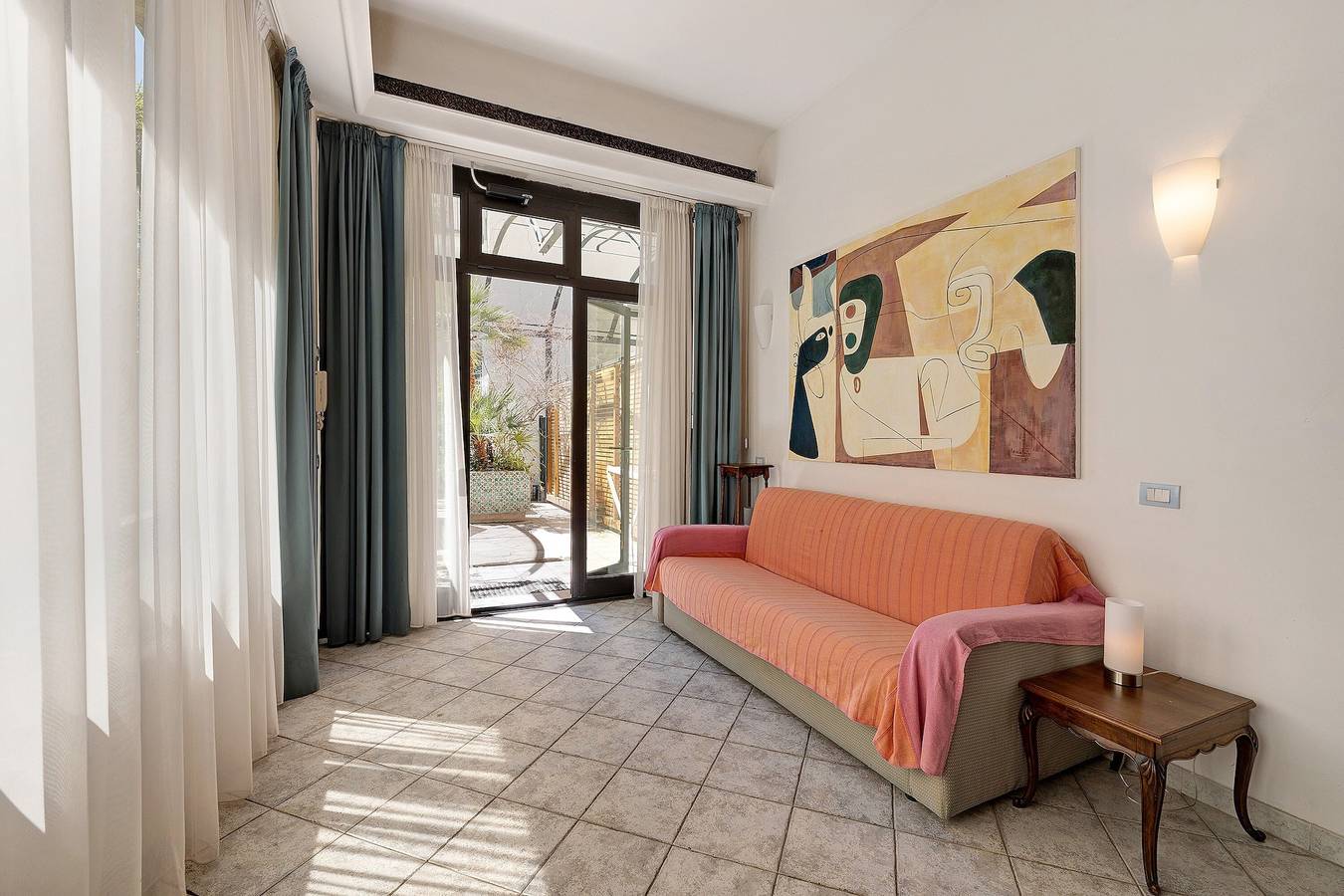 Appartamento intero, Appartamento vacanze '4 Mehari con giardino privato, A/C e Wi-Fi in Varigotti, Comune di Finale Ligure