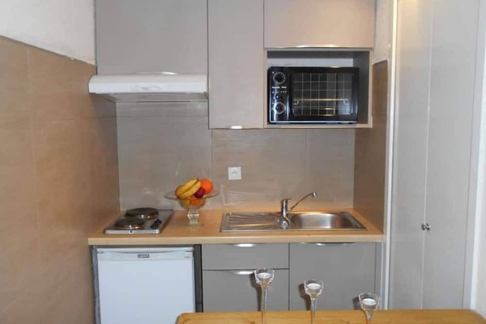 Chalet 3 Rooms with Terrace in Guillestre in Guillestre, Écrins National Park