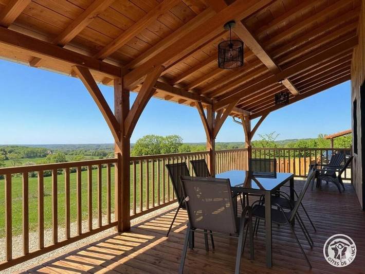 Location de vacances pour 6 personnes, avec jardin et terrasse dans Preyssac-d'Excideuil - 2