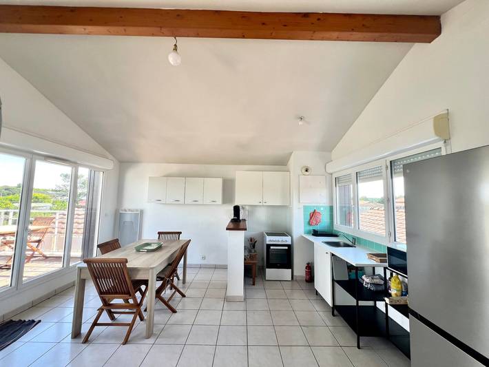 Appartement entier, Duplex T3 avec parking privé, près du port à La Teste de Buch in La Teste-de-Buch, Région d'Arcachon