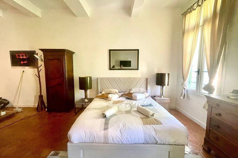 Appartement entier, Le 100% Uzès, charme en plein centre historique in Uzès, Région de Nîmes