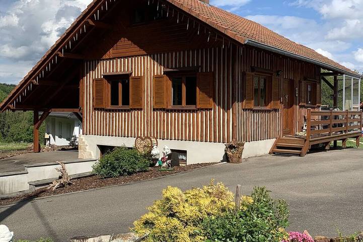 Chalet for 2 people, with garden and balcony - 1