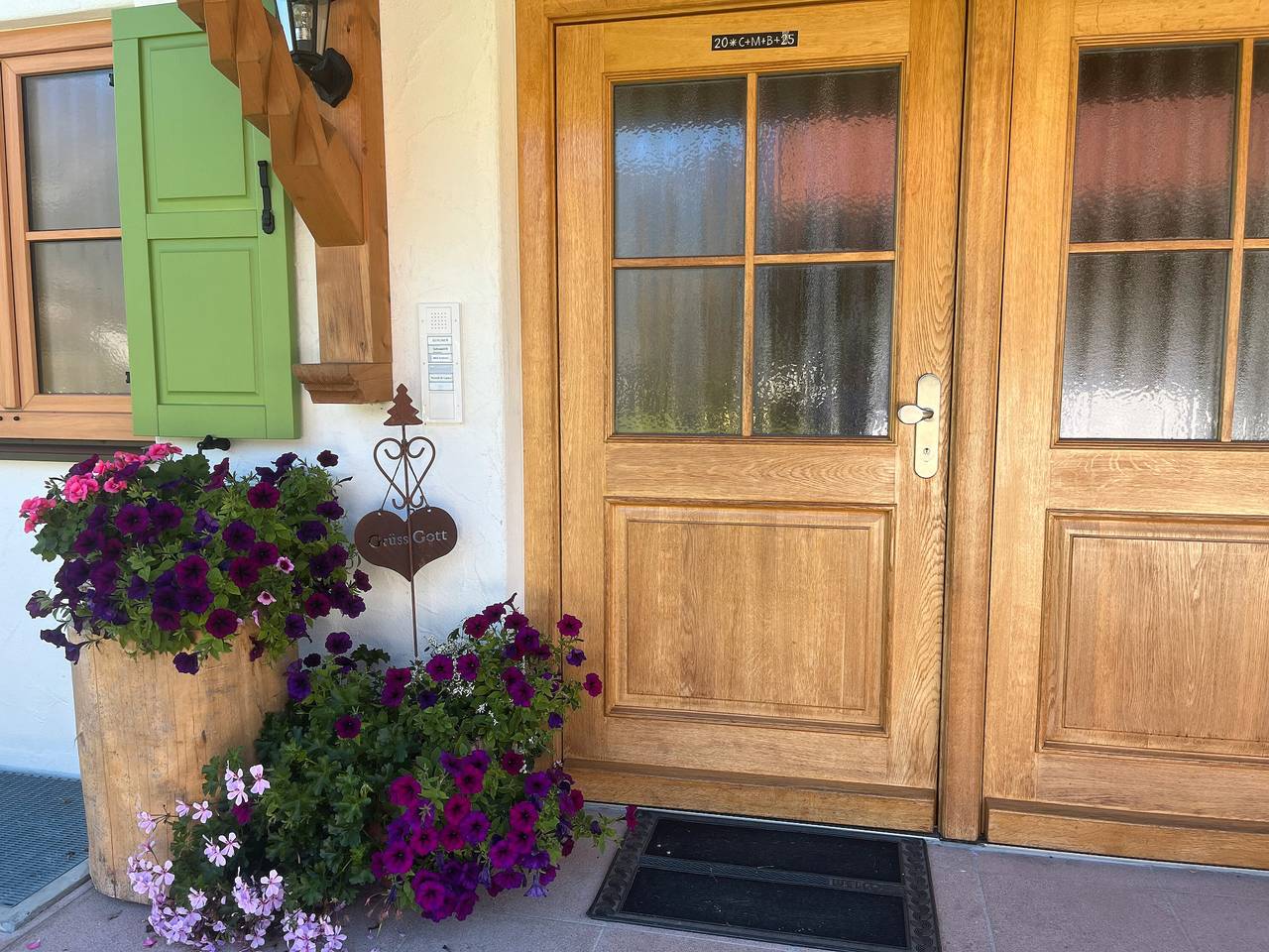 Ganze Wohnung, Apartment 'Maria Grasegger' mit Bergblick, Balkon und Wlan in Grainau, Eibsee