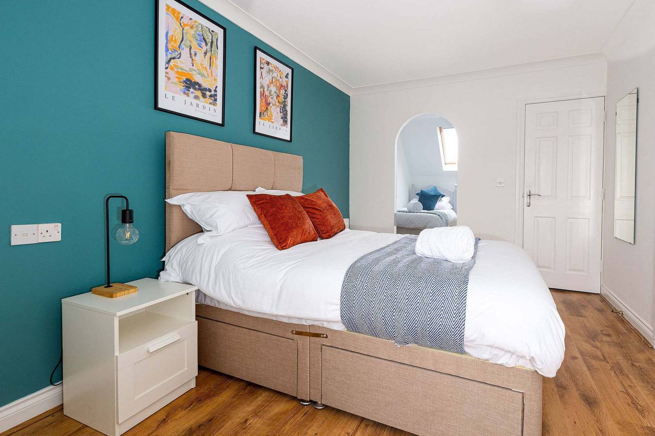 Host & Stay | Bluebell Close in Corby, Northamptonshire