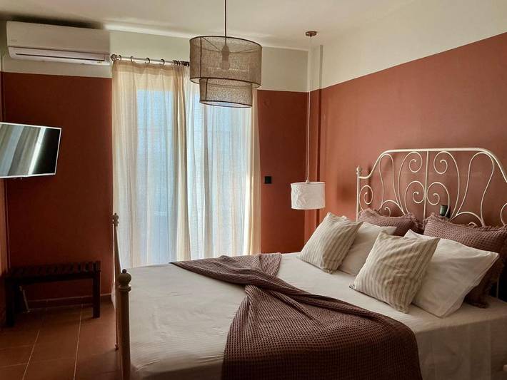 Chambre d’hôte pour 2 personnes, avec vue et jardin, animaux acceptés dans Cos - 2