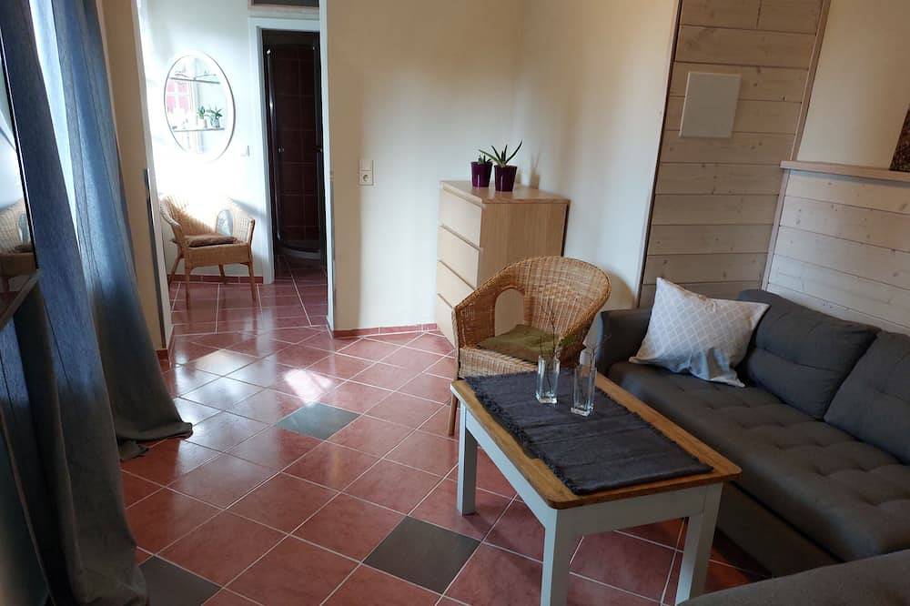 Ganze Wohnung, Kleine gemütliche Ferienwohnung 5min. von den Kureinrichtungen entfernt. in Bad Liebenstein, Rennsteig