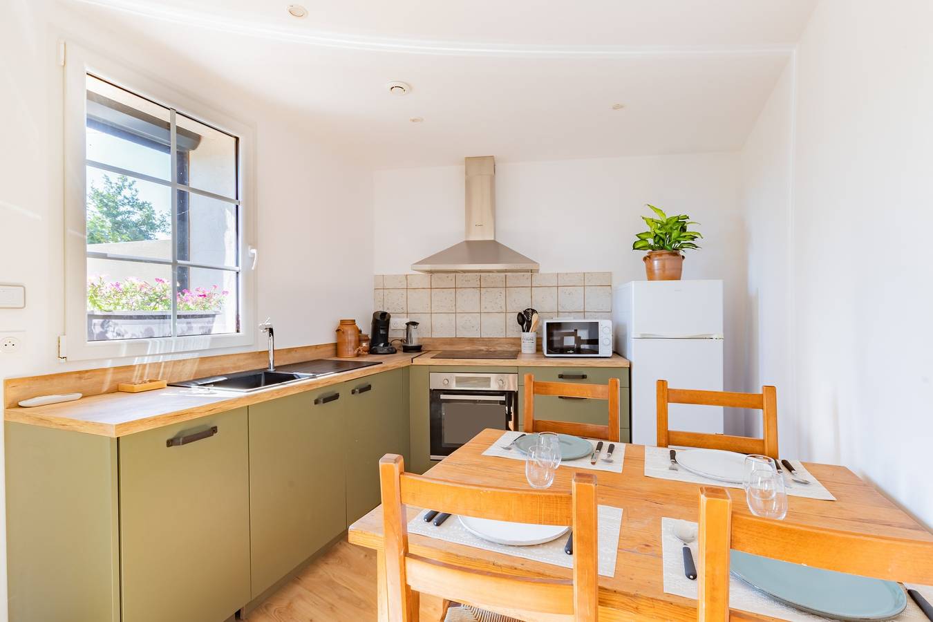 Entire apartment, El Capoll - Climatisé, vue montagne in Joch, Prades region
