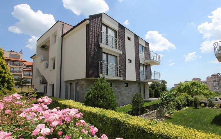 Ferienwohnung für 5 Personen, mit Balkon/Terrasse in Bulgarien