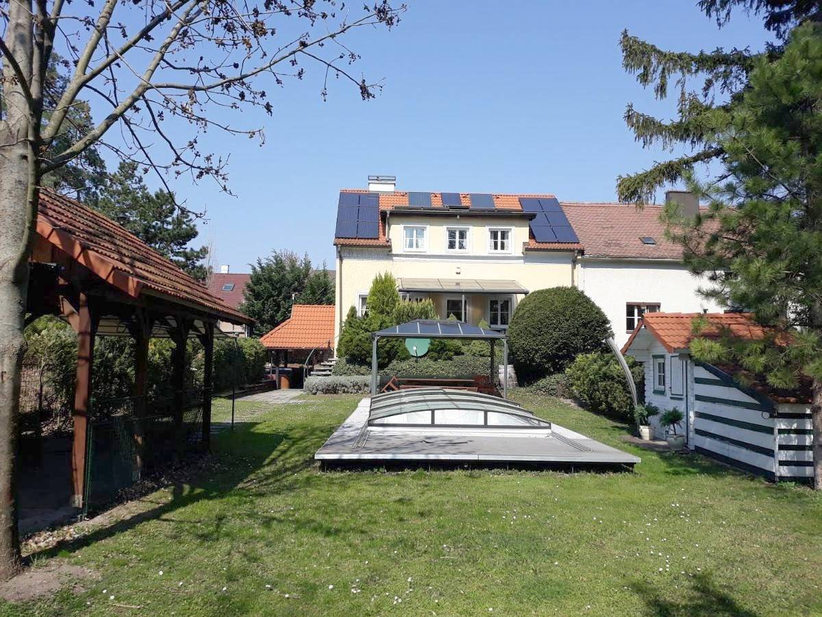 Three-Bedroom House in Wiener Neustadt, Wiener Alpen
