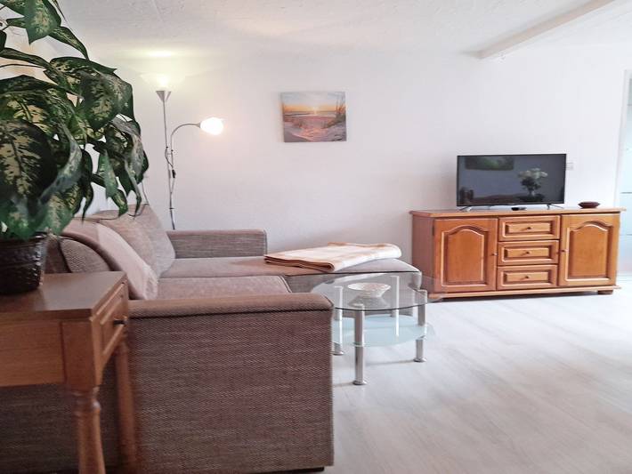 Ferienhaus für 5 Personen, mit Terrasse und Garten in Sassnitz - 2