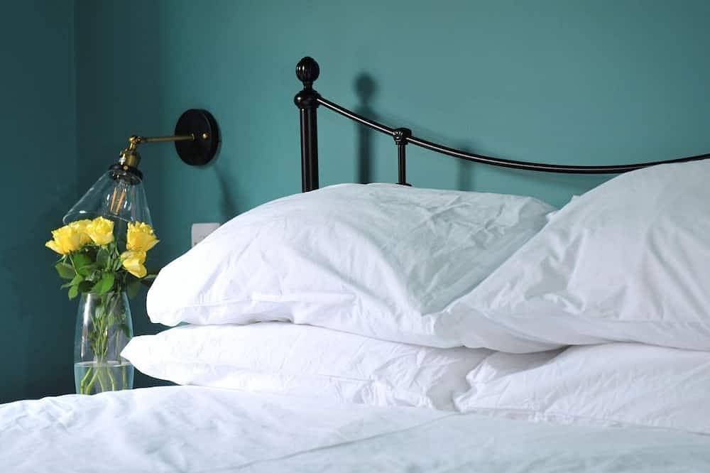 An apartment that sleeps 2 guests  in 1 bedroom in Cheltenham, Gloucestershire