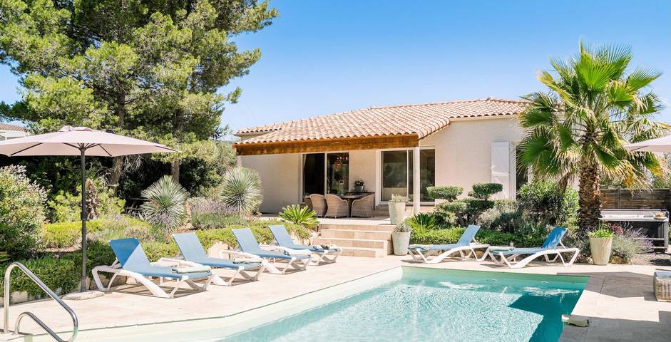 Gîte pour 6 personnes, avec jacuzzi et piscine à Pouzols-Minervois