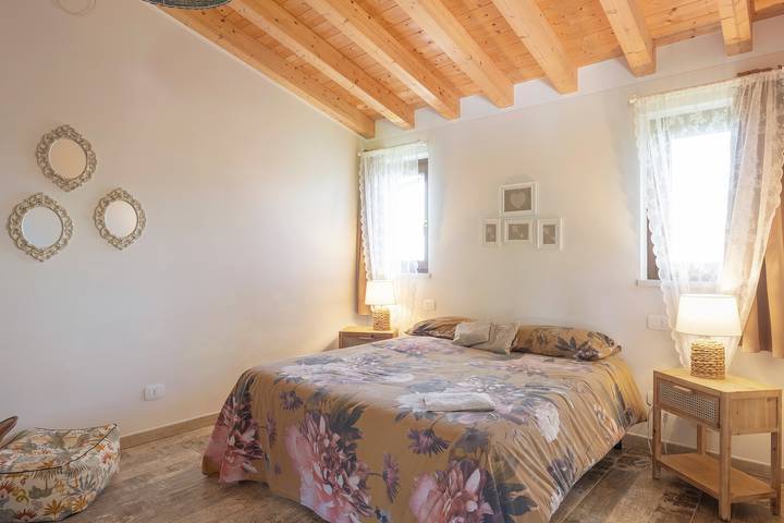 Apartamento para 2 personas, con jardín, Se admiten mascotas en Lago de Garda