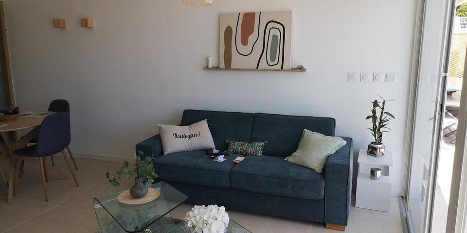 Gîte pour 2 personnes, avec vue et terrasse dans Plage Du Bestouan Cassis - 3