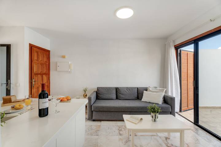 Ático Cardon Beach: Vista montanha, piscina partilhada e Wi-Fi in Playa de las Américas, Arona