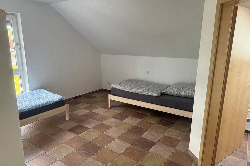 Ganze Wohnung, Monteurwohnung für 7 Personen in Windeck in Windeck, Windecker-Ländchen