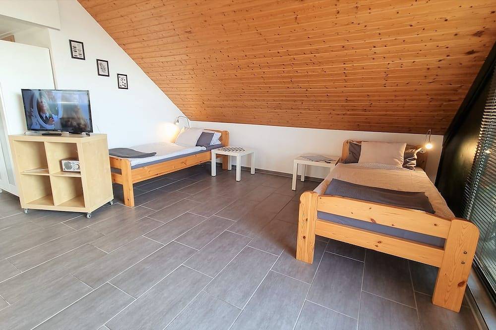 Ganze Wohnung, Appartement in Seevetal,familienfreundlich,stadtnah,ruhig,Balkon,Wlan,bis 3 Pers in Seevetal, Landkreis Harburg