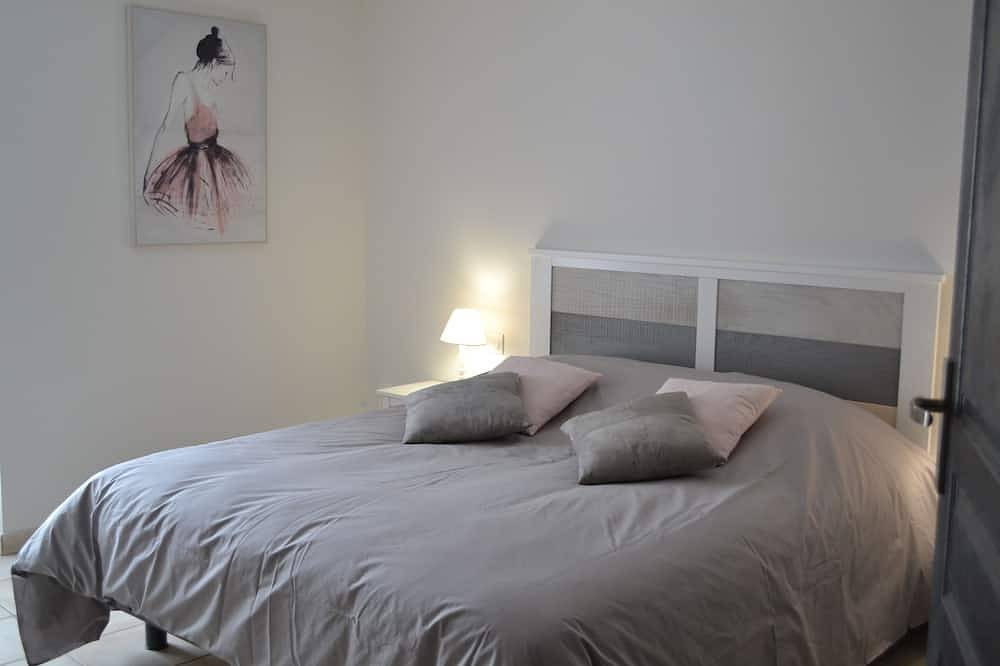 Chambre double Kitchenette \" Ré\" - vue Sèvre in Marans, Région de La Rochelle