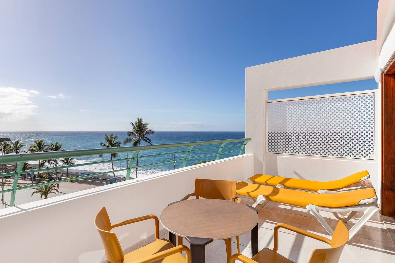 Appartement entier, Appartement 'Playa Delphin 302' avec vue sur mer, balcon et Wi-Fi in Puerto Naos, Los Llanos de Aridane