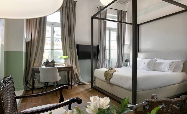 Villa for 2 people, with balcony in Athens