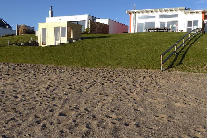 Ferienhaus für 12 Personen, mit Terrasse und Sauna in Löbnitz