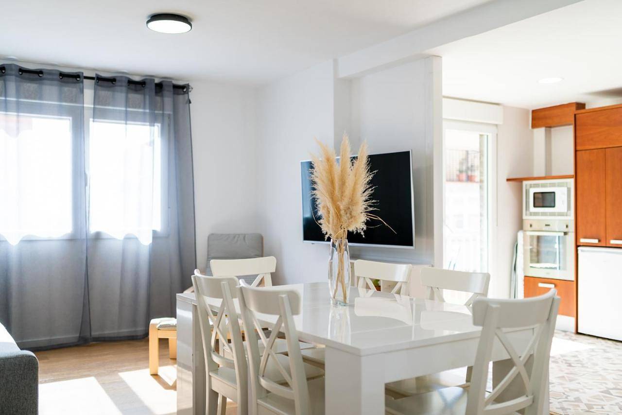 Apartamento inteiro, Piso en Palacio Quinta Alegre cerca centro ciudad in Genil, Granada