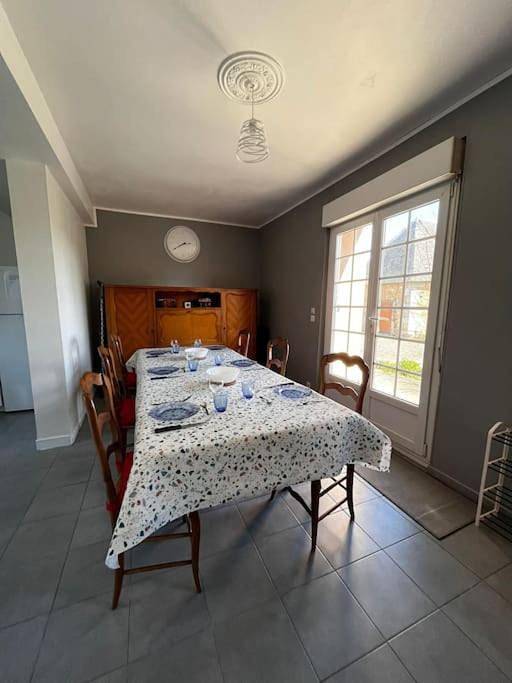 Location de vacances pour 6 personnes, avec vue et jardin, animaux acceptés dans Neuillé-Pont-Pierre - 2