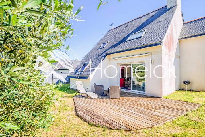 Location de vacances pour 9 personnes, avec terrasse et jardin, animaux acceptés à Le Hézo