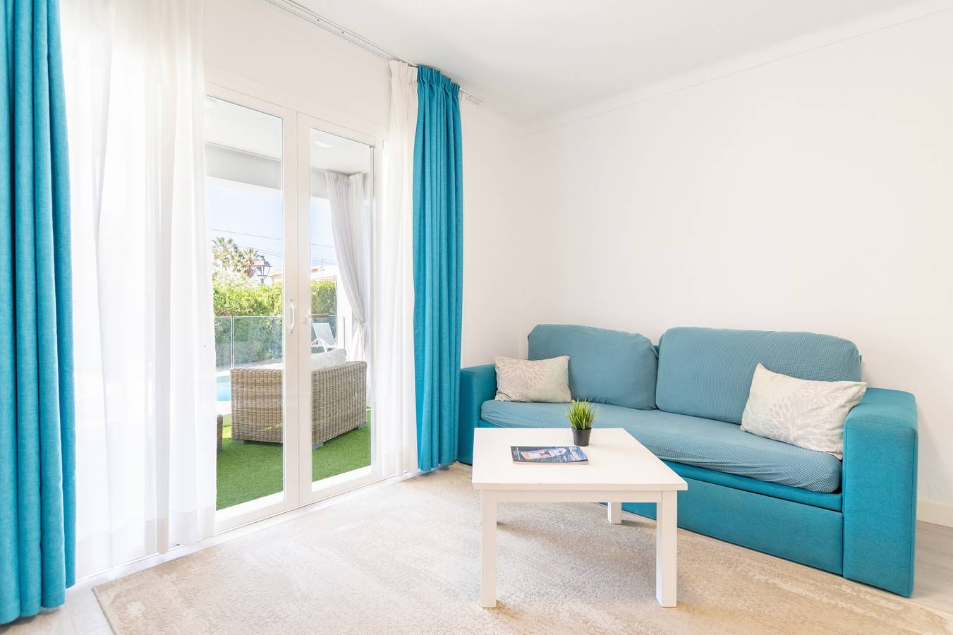 Appartement entier, Appartement 'C 2 Chambres' avec piscine partagée, Wi-Fi et climatisation in Cala Serena, Felanitx