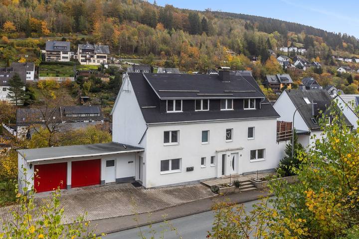 Entire apartment, Apartment 'Sauerland 3' with Mountain View and Wi-Fi in Schwalefeld, Willingen