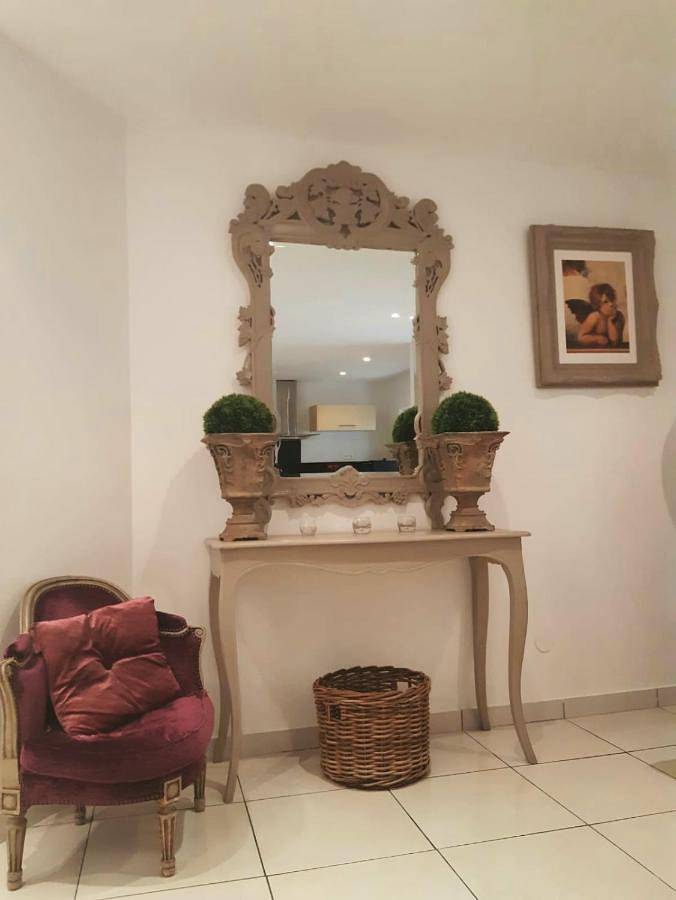 Gîte pour 4 personnes, avec jardin ainsi que vue et terrasse à Bessan - 4