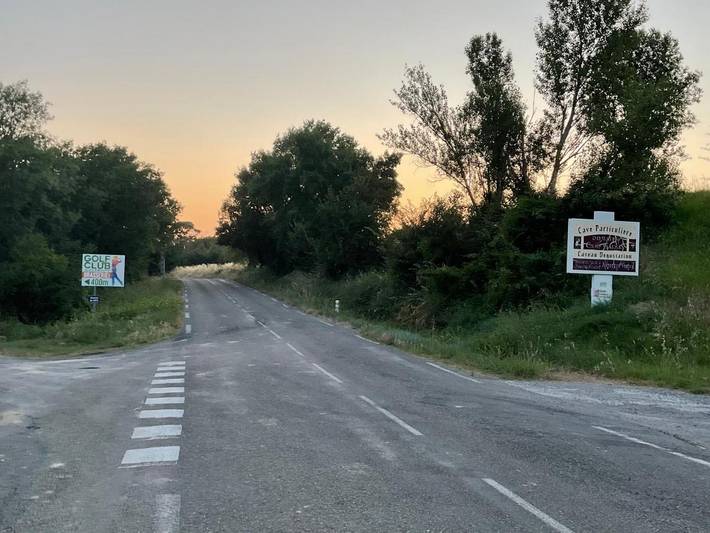 Location de vacances pour 2 personnes, avec piscine ainsi que jardin et vue à Ribaute-les-Tavernes - 2