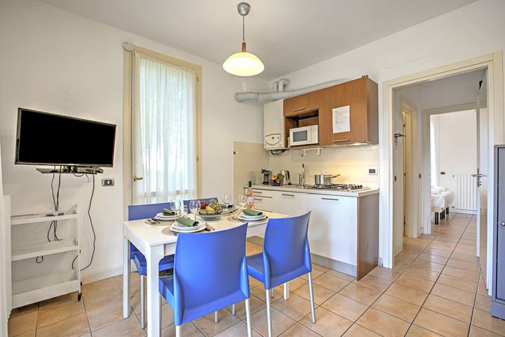 Ferienwohnung für 4 Personen, mit Terrasse und Kinderpool sowie Seeblick am Luganersee - 4