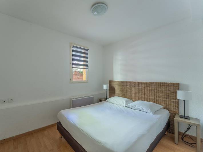 Gîte pour 8 personnes, avec piscine et terrasse, animaux acceptés dans Plage Moutchic - 3